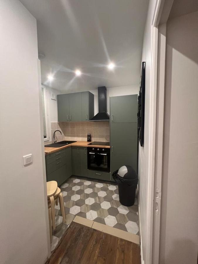 New Entiry Apartment-Private Rooms In Parigi Esterno foto