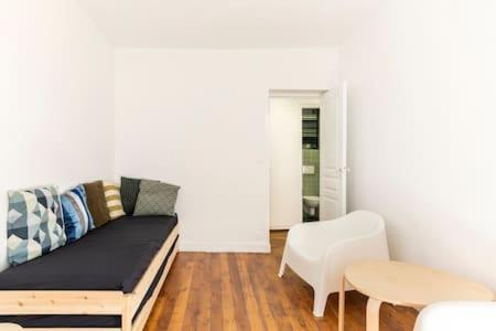 New Entiry Apartment-Private Rooms In Parigi Esterno foto